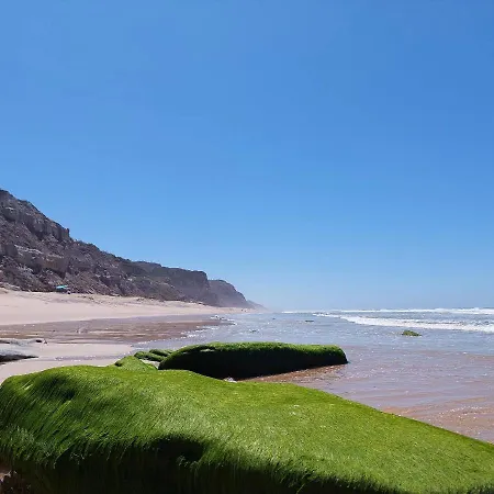 Casa Do Vicente, Localizada A 1.7km Da Praia. Ferienhaus Ribamar (Lourinha)